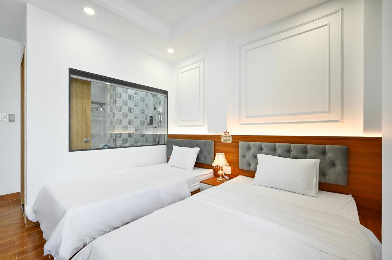 Lotus Airport Hotel Saigon Cidade de Ho Chi Minh Exterior foto
